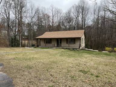 Main picture of 307 Capps Rd