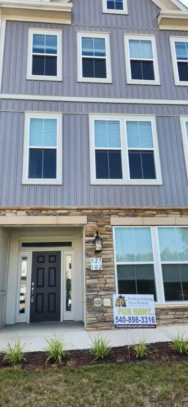 Main picture of 325 Crab Apple Dr