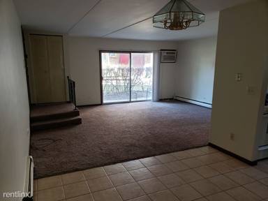 Main picture of 8104 Waterbury Ct