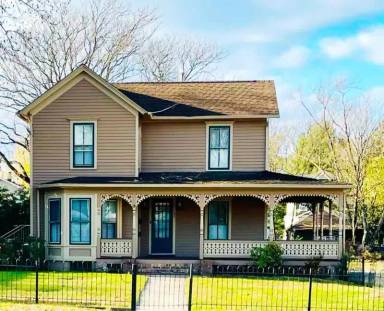 Main picture of 317 12th St