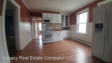 Main picture of 15 Glendale Ave