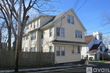 Main picture of 182 Burkley Pl