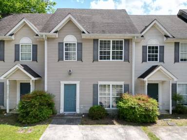 Main picture of 85 Dodd Blvd SE