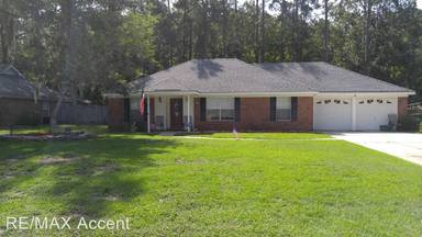 Main picture of 630 Greenwich Dr