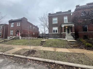 Main picture of 4536 Oakland Ave