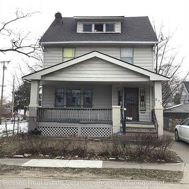 Main picture of 871 E 129th St