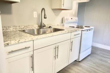 Main picture of 4004 Knight Rd SW