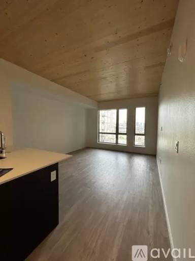 Main picture of 1700 Grove St