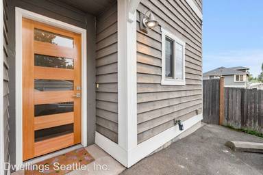 Main picture of 9222 35th Ave SW