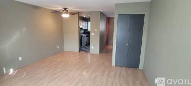 Main picture of 7140 N Alta Ave