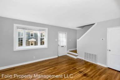 Main picture of 1505A - B Wells Ave SE