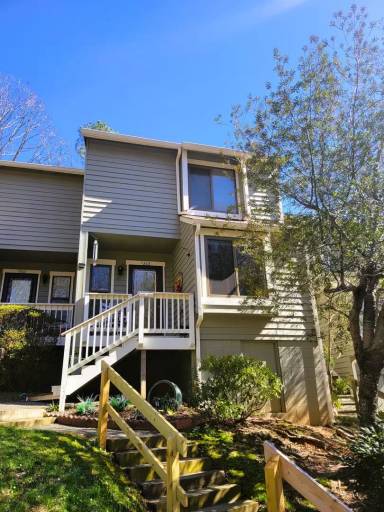 Main picture of 9803 Groundhog Dr