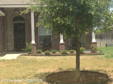 Main picture of 921 Whitewing Ln