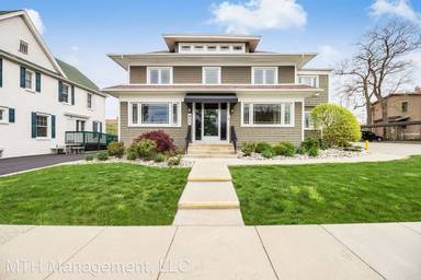Main picture of 611 S Capitol Ave