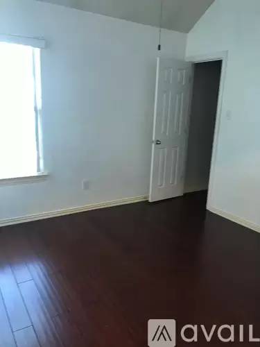 Main picture of 2609 Breanna Way