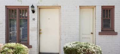 Main picture of 610 N 5th Ave
