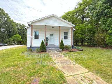 Main picture of 641 Central Dr NW