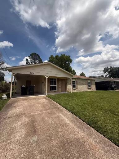 Main picture of 3979 Stuart Ave
