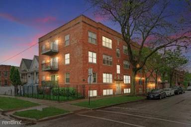 Main picture of 3435 W Berteau Ave