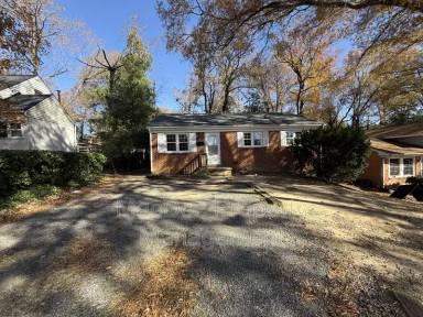 Main picture of 167 Longstreet Ave