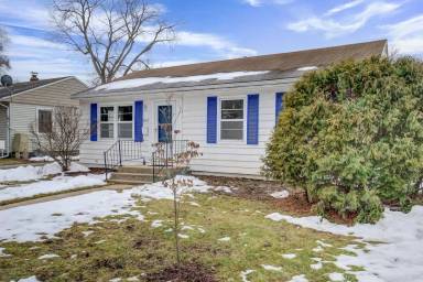 Main picture of 3817 Clover Ln