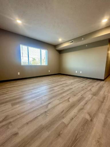 Main picture of 2710 Starr St