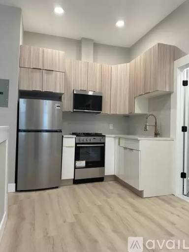 Main picture of 308 7th Ave
