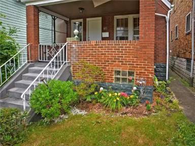 Main picture of 823 Catharine St