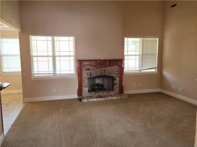 Main picture of 2023 N Freedom Pl