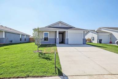 Main picture of 4902 Locker St