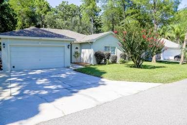 Main picture of 206 Sago Palm St