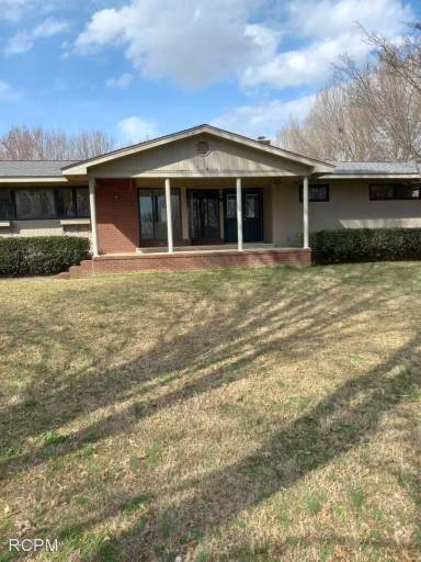 Main picture of 23021 Kennedy Rd