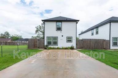 Main picture of 8635 Sunderland Rd