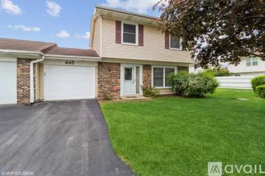 Main picture of 445 Degas Cir