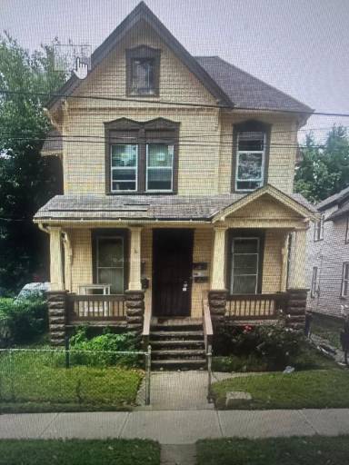 Main picture of 8000 Townsend Ave