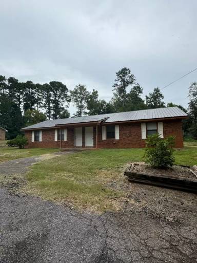Main picture of 1805 Cedar Shoals Dr