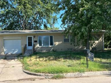 Main picture of 1102 E Berkeley St