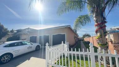 Main picture of 12114 Rosecrans Ave