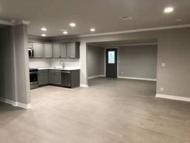 Main picture of 151 Swedes Ave