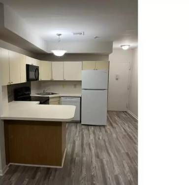 Main picture of 201 Tonnele Ave