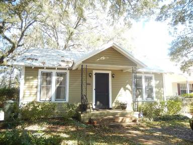 Main picture of 306 Perkins St