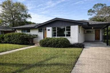 Main picture of 4734 Galahad Dr