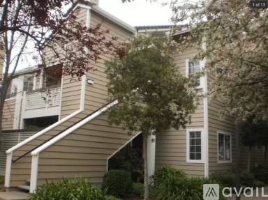 Main picture of 5873 Lake Crowley Pl