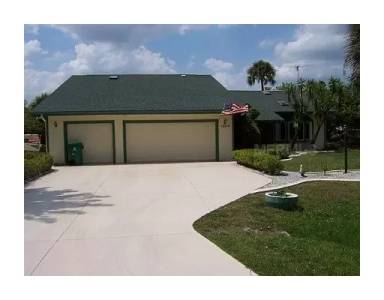 Main picture of 12118 Chancellor Blvd