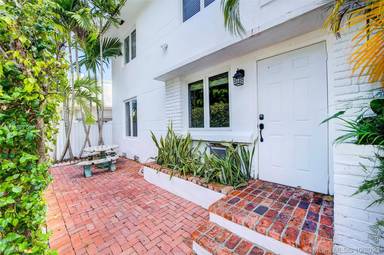 Main picture of 620 79th St