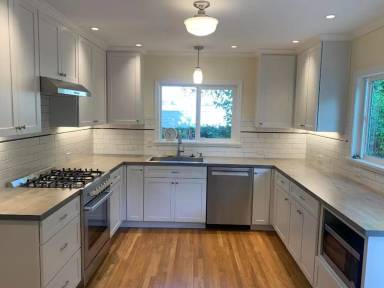 Main picture of 3735 SE Ogden St