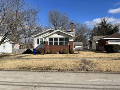 Main picture of 544 S McClellan St