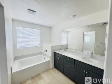 Main picture of 2736 Piazza Madama St