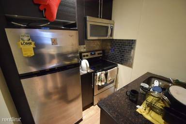 Main picture of 1209 Beacon St