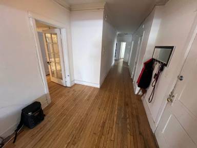 Main picture of 2223 E Webster Pl